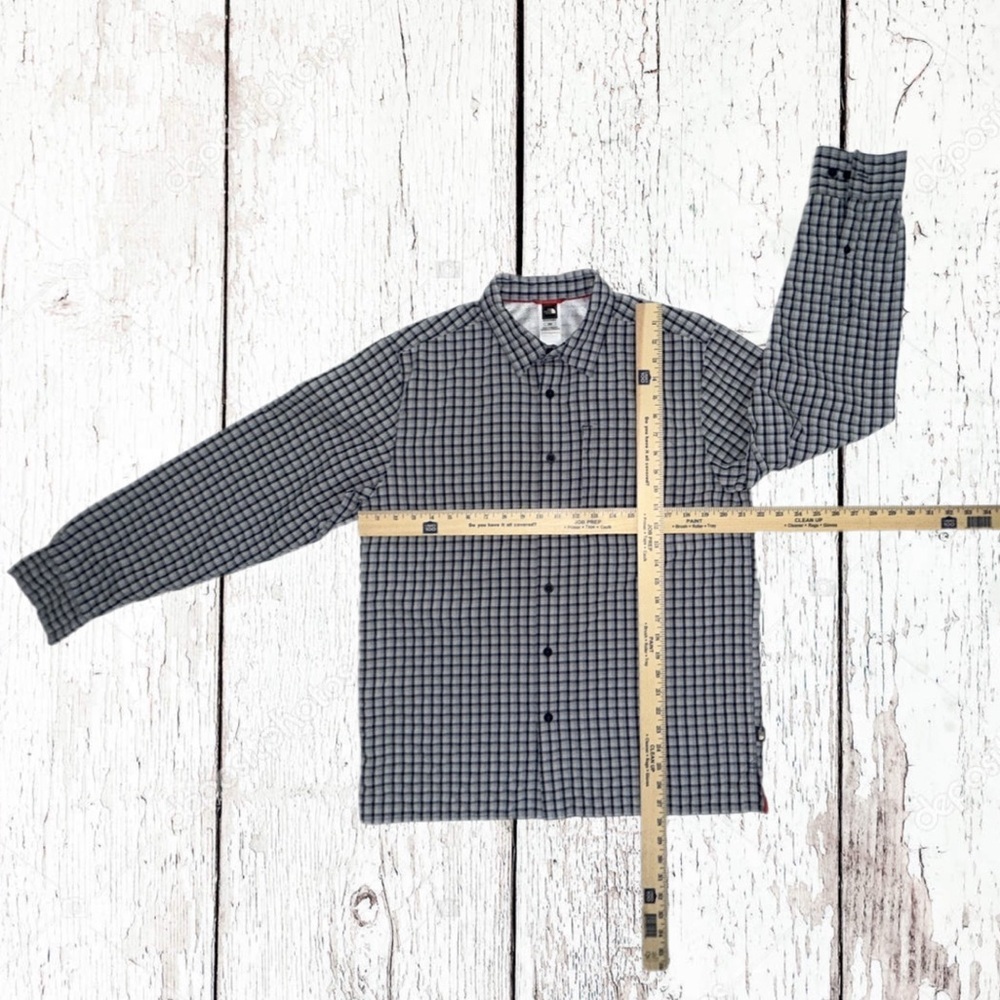 The North Face Men’s Plaid Long Sleeve Shirt XL Hidden Zip Pocket, Performance - Picture 7 of 11